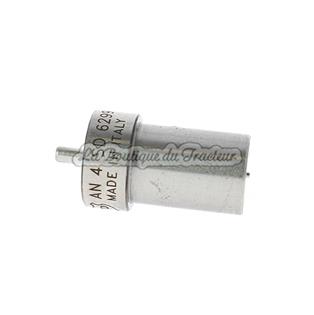 Injector nozzle IH B414, 434, 444 (OEM: 3040871R91)
